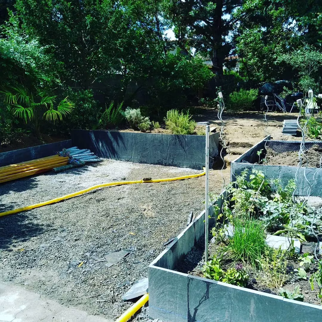 Avant travaux : terrain en préparation
